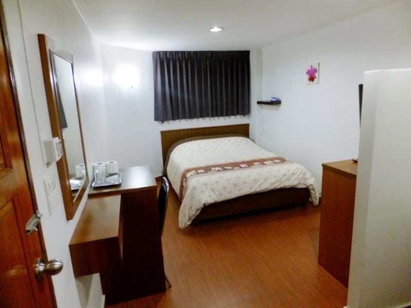 Orchid Inn Bangkok Exteriör bild